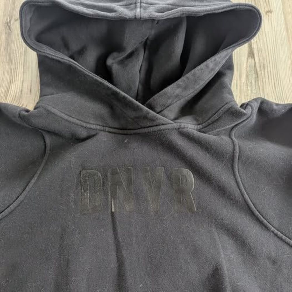 Lululemon DNVR hoodie sz 6